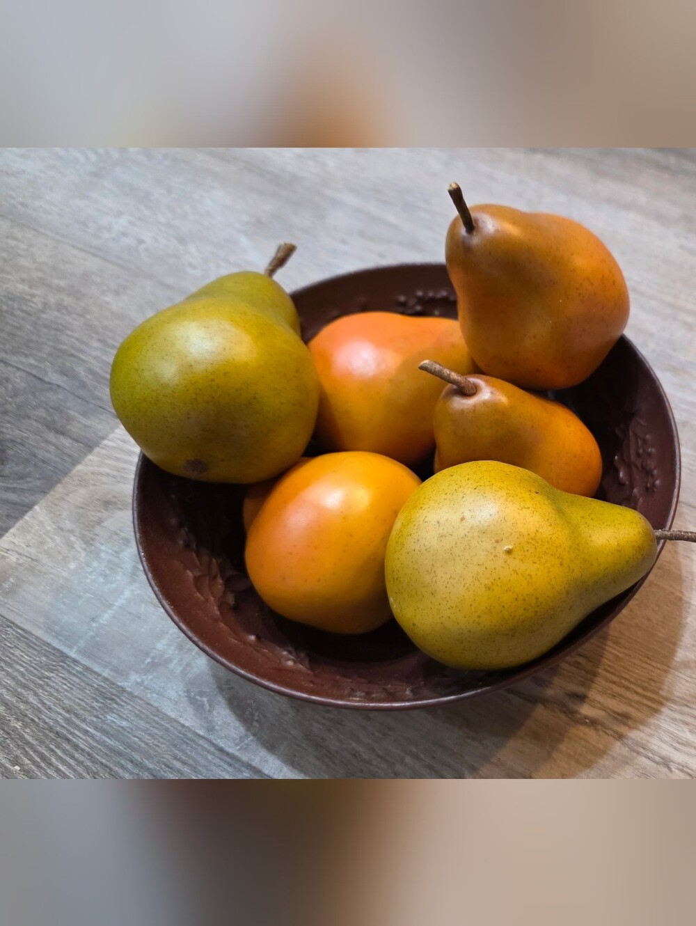Decorative Metal l Bowl with Realistic Pears - Golden Green Pears